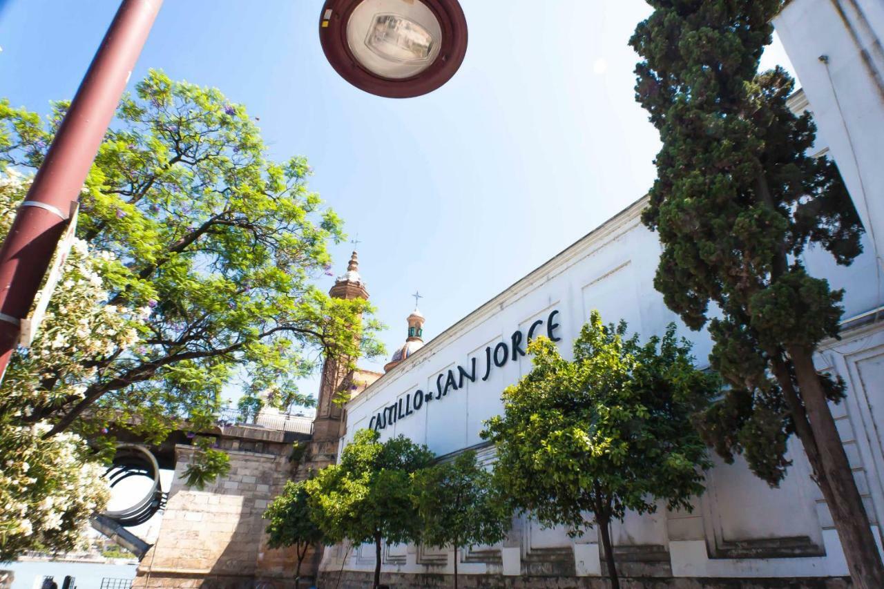 Corral De La O Triana Apartment By Valcambre إشبيلية المظهر الخارجي الصورة