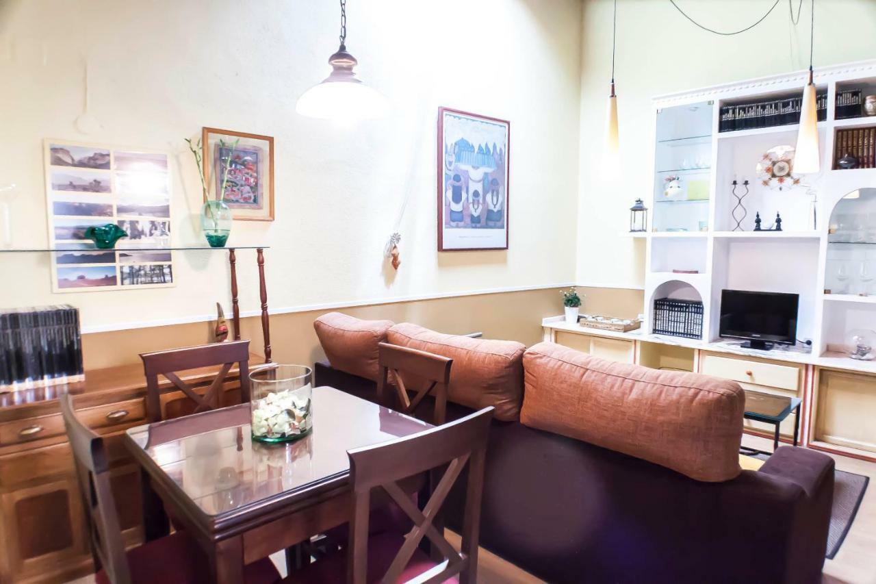 Corral De La O Triana Apartment By Valcambre إشبيلية المظهر الخارجي الصورة