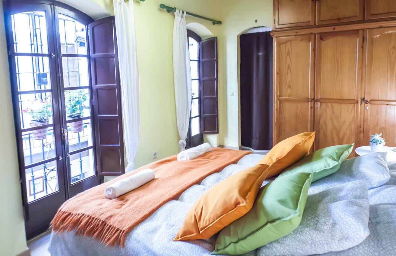 Corral De La O Triana Apartment By Valcambre إشبيلية المظهر الخارجي الصورة